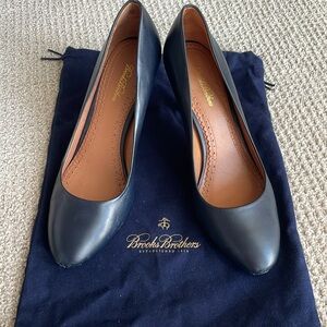 COPY - Brooks Brother’s Navy Pumps